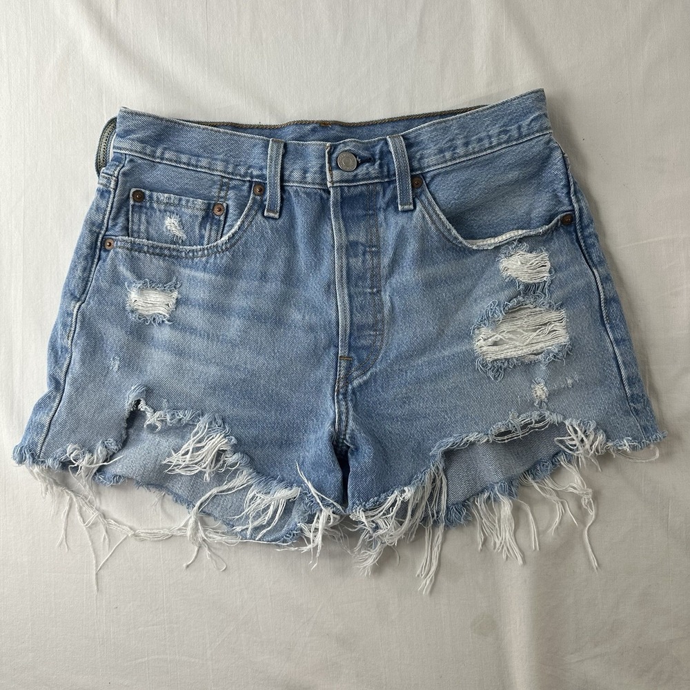 Levis 501 Shorts Womens Sz 28 Light cutoff Denim High Rise Distressed Button Fly